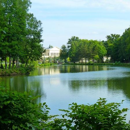 La Suite Bresilienne Forges-les-Eaux Bagian luar foto